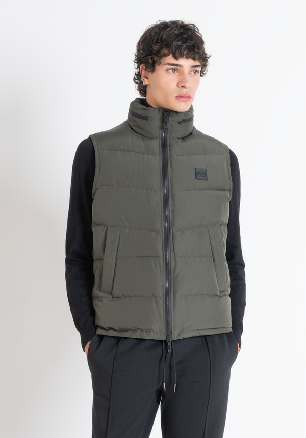 DOUDOUNE SANS MANCHES REGULAR FIT VERTE AVEC REMBOURRAGE SYNTHÉTIQUE DUPONT SORONA - Antony Morato Online Shop
