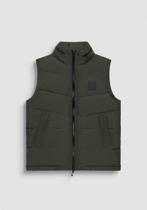 DOUDOUNE SANS MANCHES REGULAR FIT VERTE AVEC REMBOURRAGE SYNTHÉTIQUE DUPONT SORONA - Antony Morato Online Shop