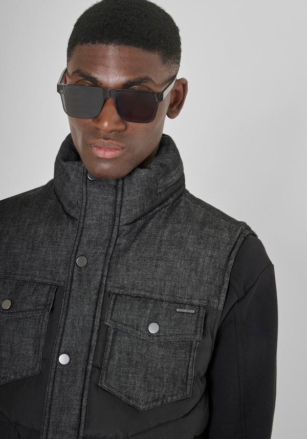 REGULAR FIT SLEEVELESS JACKET IN LIGHTWEIGHT FABRIC - Antony Morato Online Shop