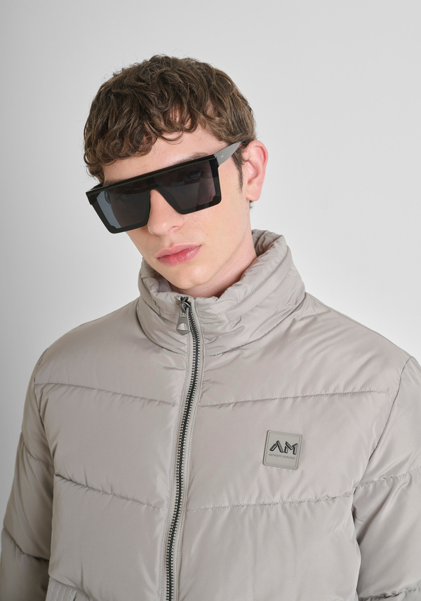 REGULAR FIT DOWN JACKET IN TECHNICAL FABRIC WITH DUPONT SORONA PADDING AND LOGO PATCH - Antony Morato Online Shop