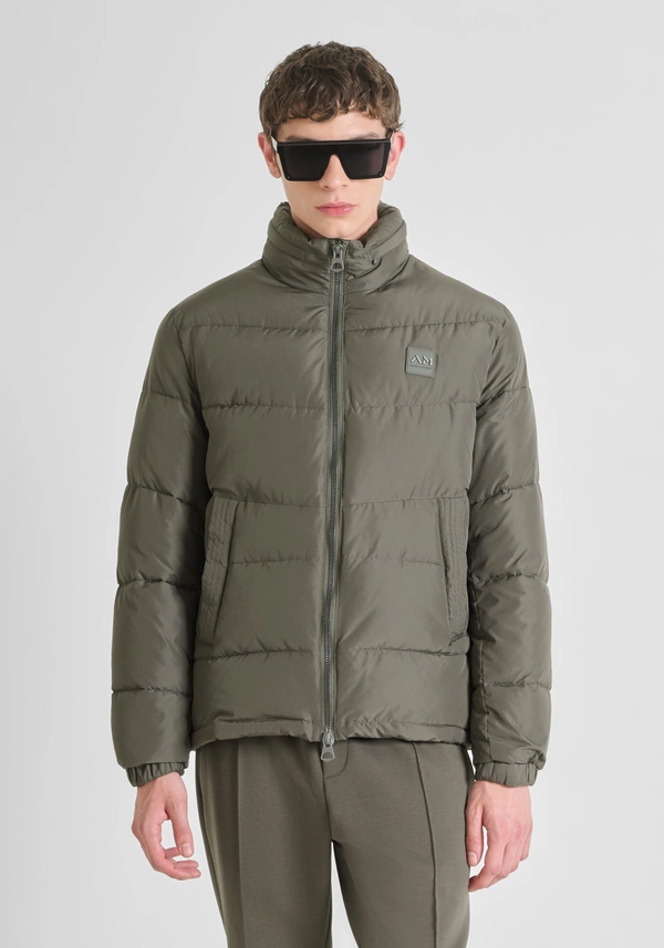 REGULAR FIT DOWN JACKET IN TECHNICAL FABRIC WITH DUPONT SORONA PADDING AND LOGO PATCH - Antony Morato Online Shop