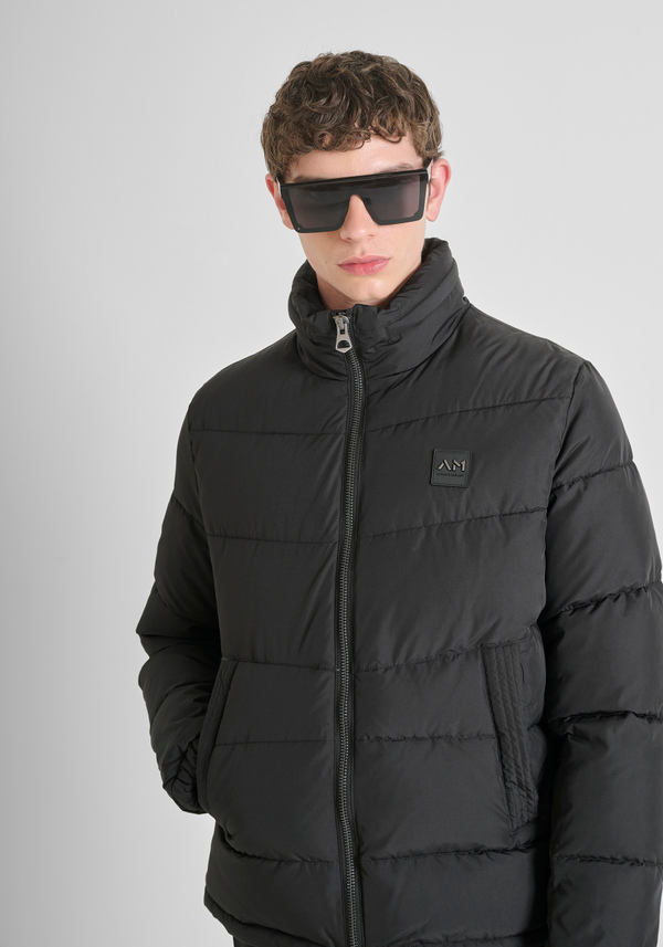 REGULAR FIT DOWN JACKET IN TECHNICAL FABRIC WITH DUPONT SORONA PADDING AND LOGO PATCH - Antony Morato Online Shop