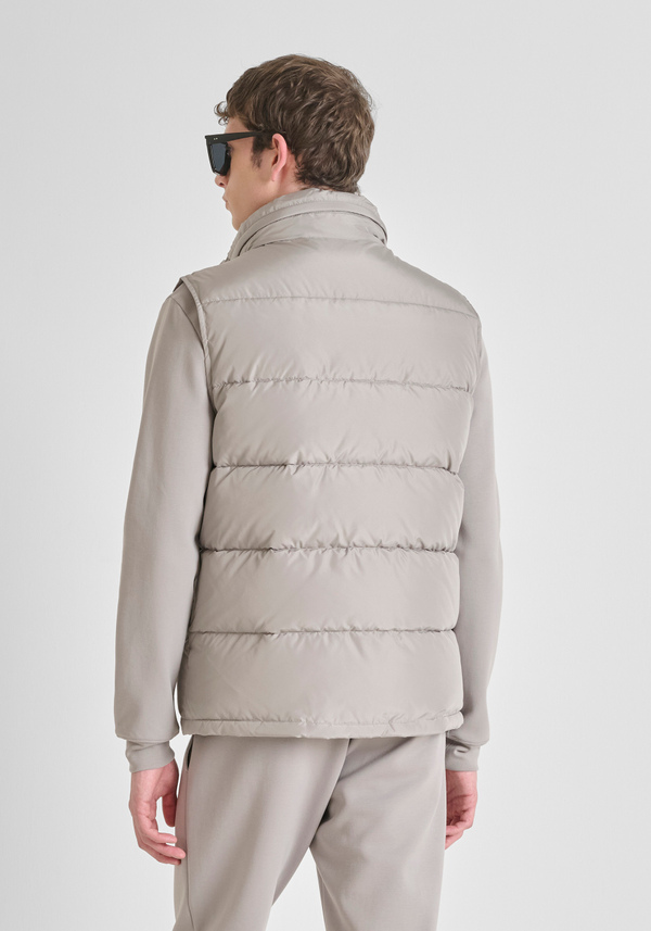 REGULAR FIT DOWN JACKET IN TECHNICAL FABRIC WITH DUPONT SORONA PADDING AND LOGO PATCH - Antony Morato Online Shop