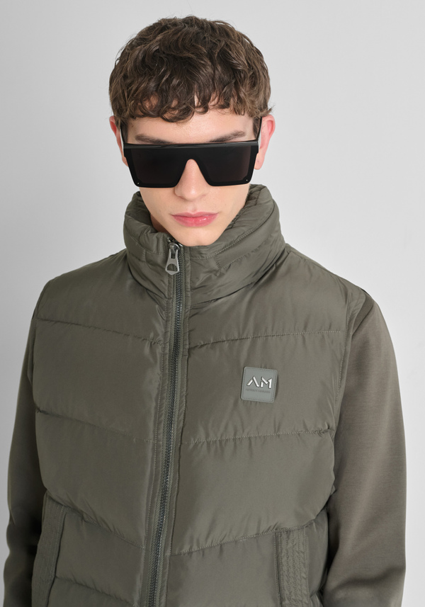 REGULAR FIT DOWN JACKET IN TECHNICAL FABRIC WITH DUPONT SORONA PADDING AND LOGO PATCH - Antony Morato Online Shop