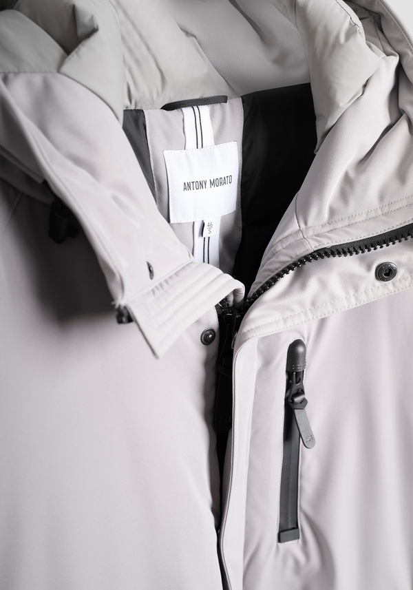REGULAR FIT DOWN JACKET IN WATER PROOF TECHNICAL FABRIC WITH DUPONT SORONA ECO-PADDING - Antony Morato Online Shop