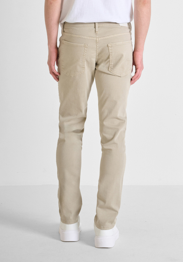 "OZZY" TAPERED FIT COLOURED DENIM JEANS - Antony Morato Online Shop
