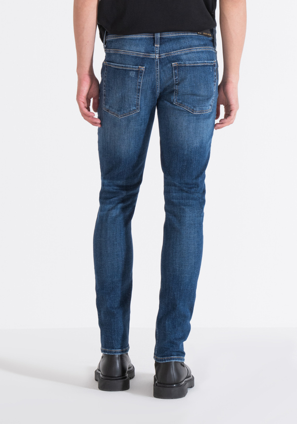 JEAN « OZZY » TAPERED FIT EN DENIM BLEU EFFET VINTAGE AVEC DÉCHIRURES - Antony Morato Online Shop