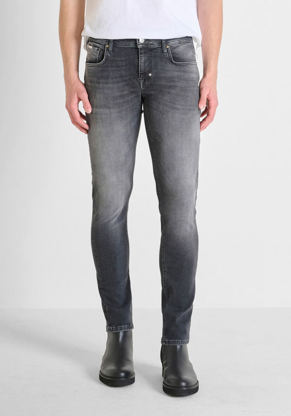 JEANS TAPERED FIT "OZZY" IN DENIM ELASTICO NERO - Antony Morato Online Shop