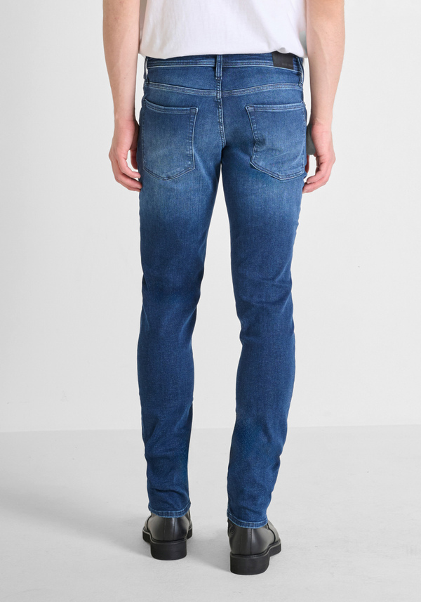 "OZZY" TAPERED FIT BLUE DENIM JEANS - Antony Morato Online Shop