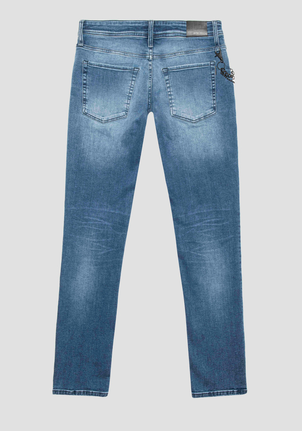 TAPERED FIT "IGGY" STRETCH DENIM JEANS WITH ABRASIONS AND METAL CHAIN - Antony Morato Online Shop