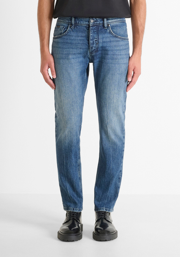 "CLEVE" SLIM STRAIGHT FIT JEANS IN BLUE DENIM - Antony Morato Online Shop