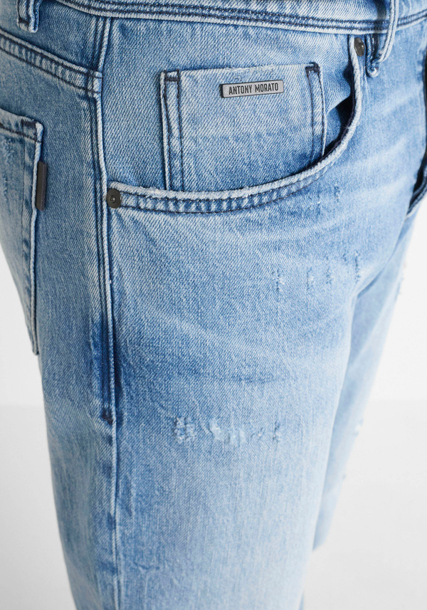 JEANS STRAIGHT FIT "CLEVE" CON LAVAGGIO CHIARO - Antony Morato Online Shop