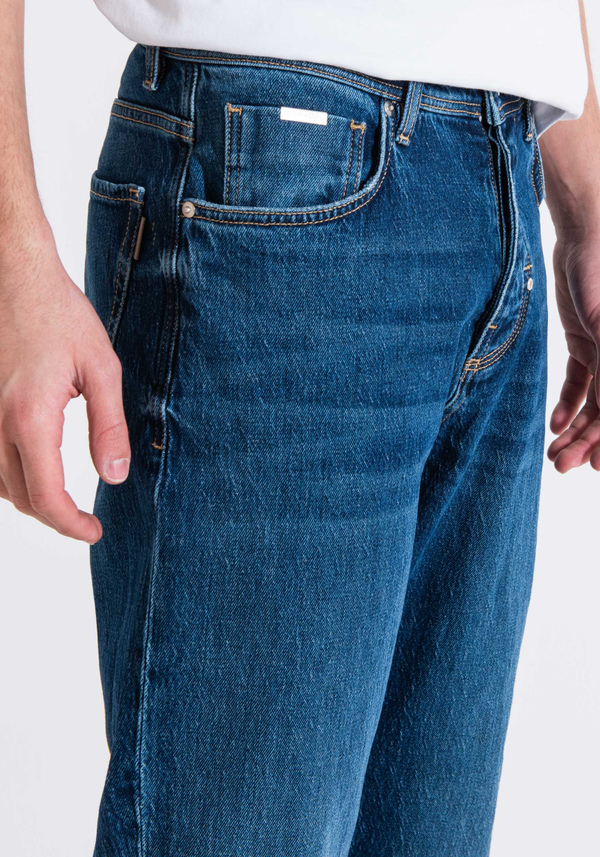 VAQUEROS REGULAR STRAIGHT FIT «JOE» DE CONFORT DENIM CON LAVADO OSCURO - Antony Morato Online Shop