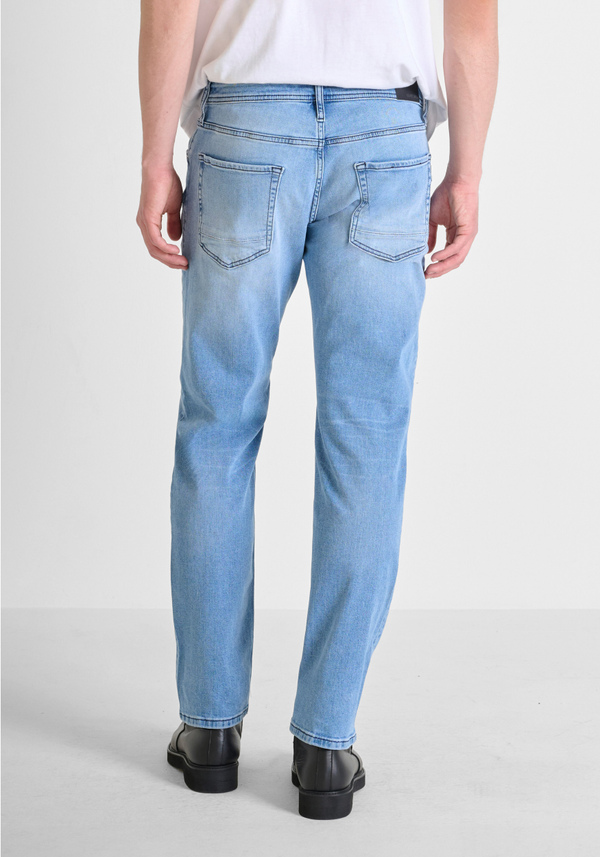 "KURT" COMFORT TAPERED FIT BLUE DENIM JEANS - Antony Morato Online Shop