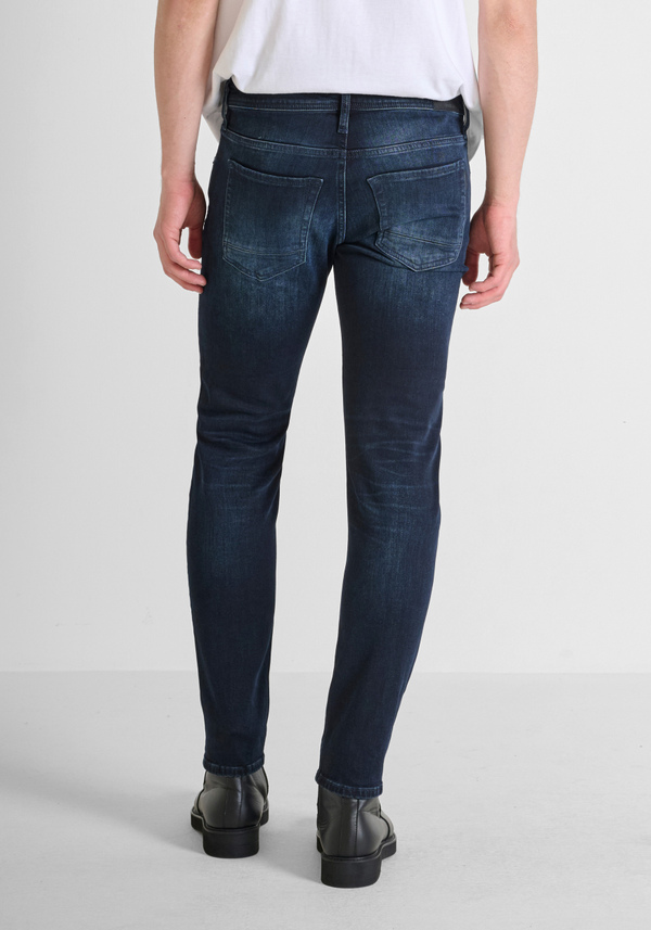 "KURT" COMFORT TAPERED FIT DENIM JEANS - Antony Morato Online Shop