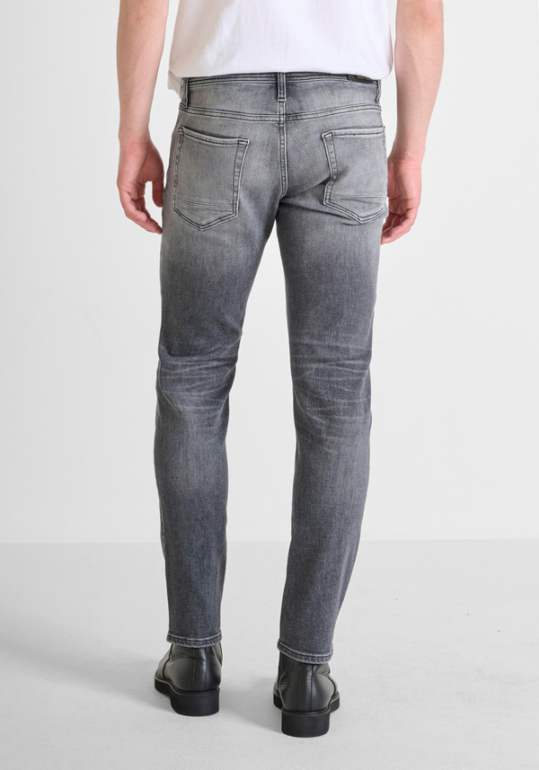 JEANS COMFORT TAPERED FIT "KURT" IN GOLD LINE DENIM - Antony Morato Online Shop