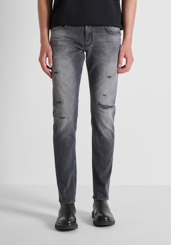 COMFORT TAPERED FIT "KURT" JEANS IN BLACK DENIM WITH DISTRESSED DETAILS - Antony Morato Online Shop