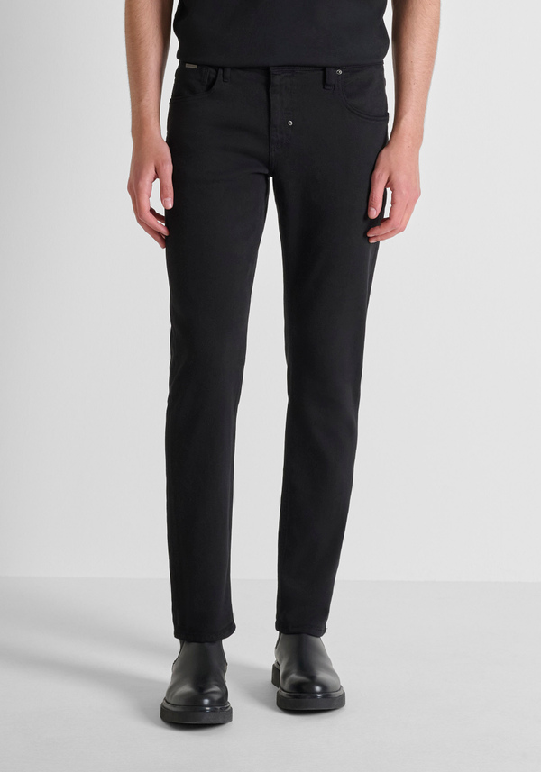 JEAN COUPE CONFORT TAPERED « KURT » EN DENIM COLORÉ - Antony Morato Online Shop