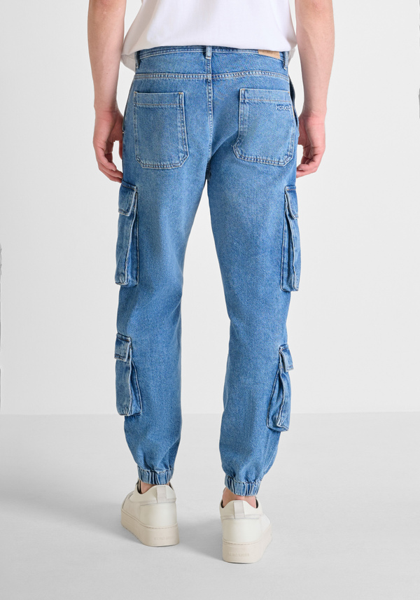 "JAY" REGULAR FIT CARGO STYLE JEANS WITH LIGHT WASH - Antony Morato Online Shop