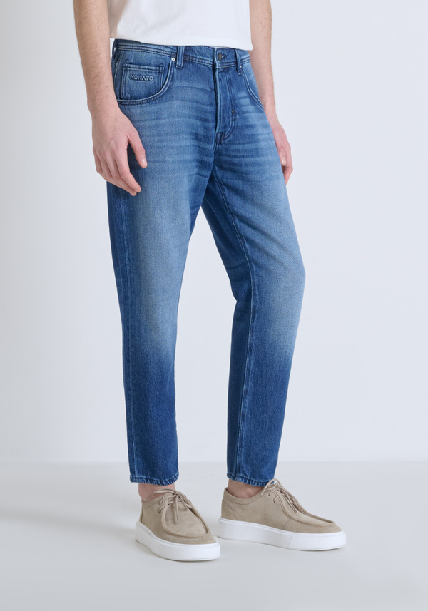 "HENRY" REGULAR ANKLE LENGTH FIT JEANS IN WASHED-EFFECT DENIM - Antony Morato Online Shop