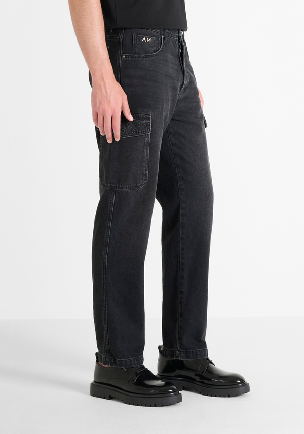 REGULAR FIT "KOOPER" JEANS WITH RELAXED LEG IN BLACK DENIM - Antony Morato Online Shop