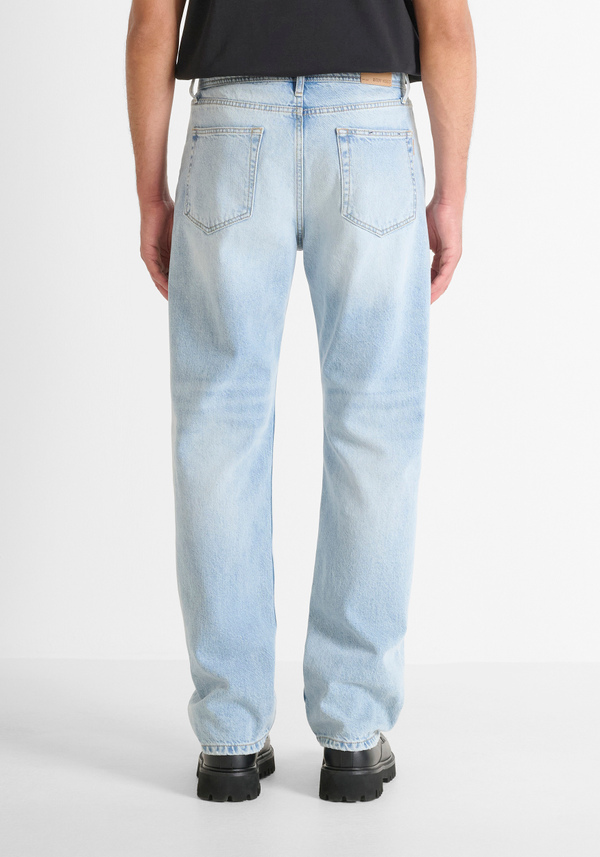 JEAN FLARED STRAIGHT FIT "BRAD" EN DENIM CLAIR - Antony Morato Online Shop