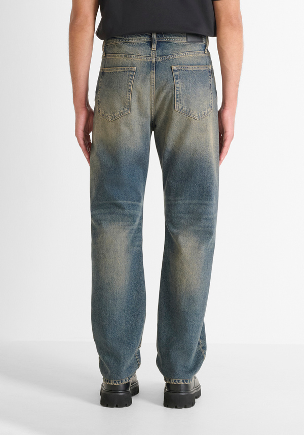 JEAN FLARED COUPE DROITE « BRAD » EN DENIM BLEU - Antony Morato Online Shop