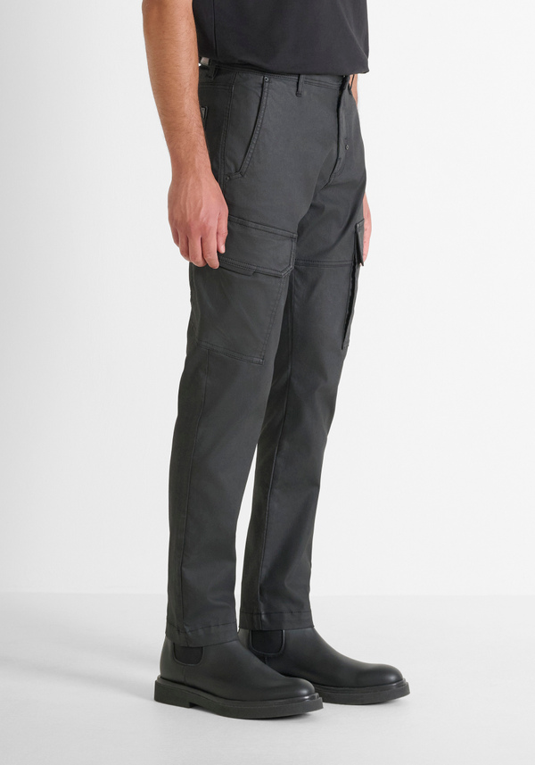 SLIM FIT "SIMON" JEANS IN BLACK DENIM WITH LARGE POCKETS - Antony Morato Online Shop