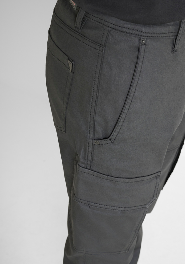 SLIM FIT "SIMON" JEANS IN BLACK DENIM WITH LARGE POCKETS - Antony Morato Online Shop