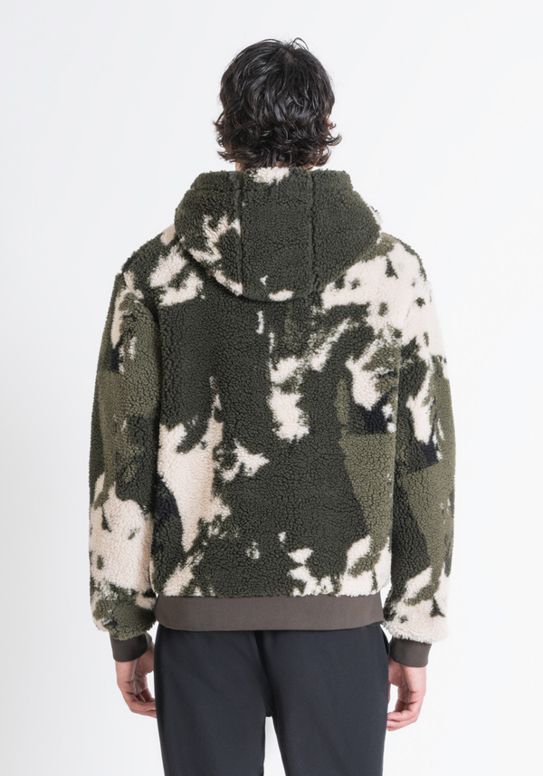 SUDADERA CON CAPUCHA REGULAR FIT CON ESTAMPADO DE CAMUFLAJE - Antony Morato Online Shop