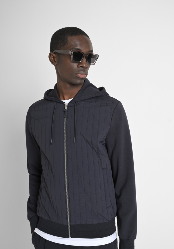 FELPA CON CAPPUCCIO SLIM FIT IN MISTO COTONE E LEGGERA IMBOTTITURA SINTETICA - Antony Morato Online Shop