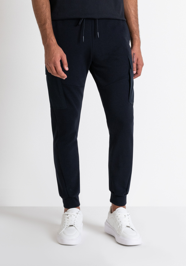 PANTALON EN MOLLETON REGULAR FIT AVEC POCHES LATÉRALES EN COTON MÉLANGÉ BLEU - Antony Morato Online Shop