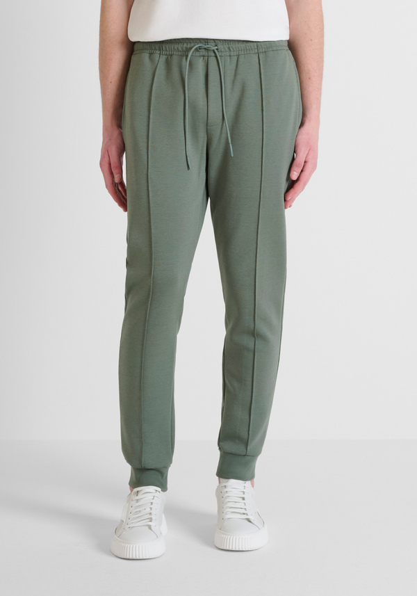 PANTALONI IN FELPA CARROT FIT IN MISTO COTONE CON LOGO IN METALLO - Antony Morato Online Shop