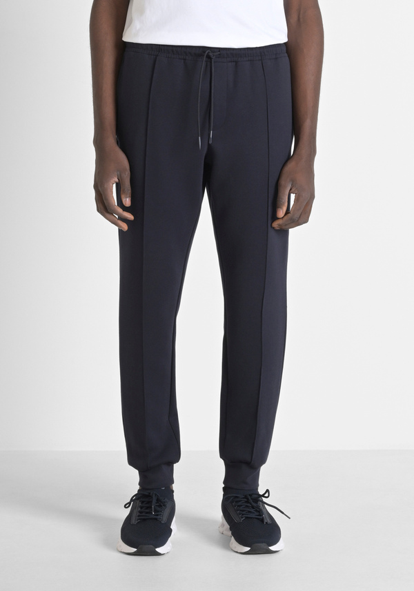 PANTALONI IN FELPA CARROT FIT IN MISTO COTONE CON LOGO IN METALLO - Antony Morato Online Shop