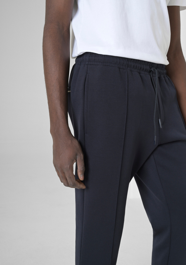 PANTALONI IN FELPA CARROT FIT IN MISTO COTONE CON LOGO IN METALLO - Antony Morato Online Shop