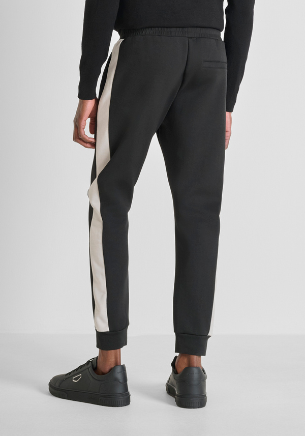 PANTALON DE JOGGING REGULAR FIT EN MÉLANGE COTON AVEC BANDES - Antony Morato Online Shop