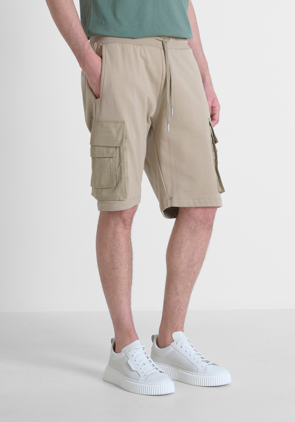 PANTALONES CORTOS REGULAR FIT DE FELPA CON LOGOTIPO METALIZADO - Antony Morato Online Shop