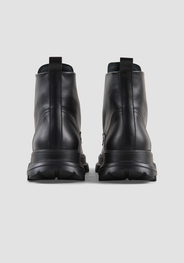 STIEFEL IM ARMY-STIL „DESMON“ AUS SCHWARZEM LEDER - Antony Morato Online Shop