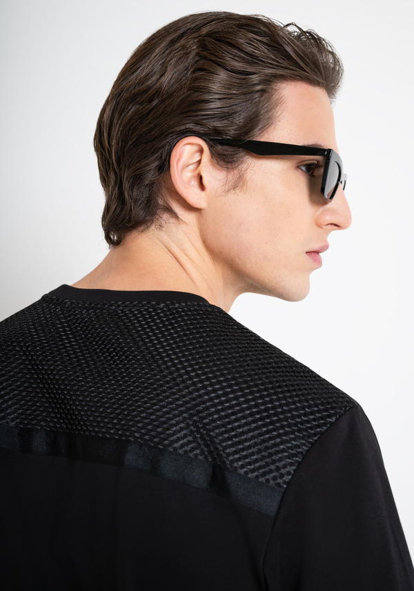 T-SHIRT RELAXED FIT IN JERSEY DI COTONE CON STAMPA LOGO GOMMATA A CONTRASTO - Antony Morato Online Shop