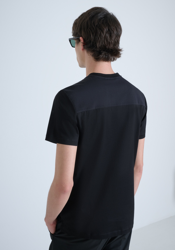 CAMISETA REGULAR FIT EN TEJIDO DE ALGODÓN JERSEY CON LOGOTIPO DE ESPUMA - Antony Morato Online Shop