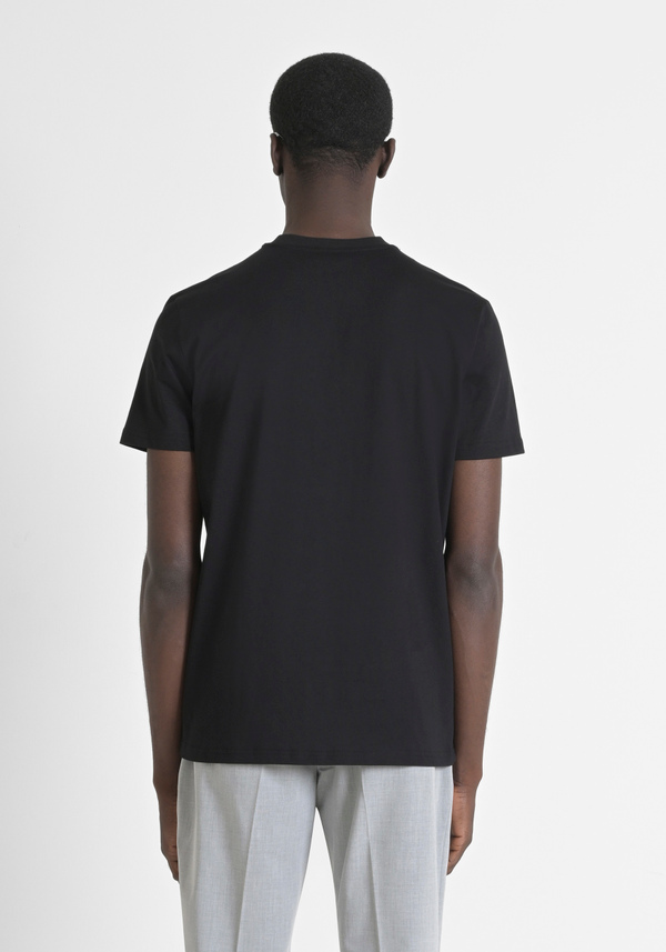REGULAR FIT T-SHIRT IN PURE COTTON JERSEY WITH TWO TONE EMBOSSED LOGO PRINT - Antony Morato Online Shop