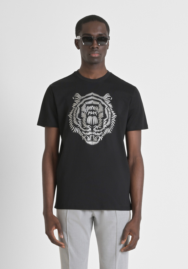 POLOSHIRT REGULAR FIT AUS 100 % BAUMWOLLPIKEE MIT KONTRASTIERENDEN DETAILS UND LOGO-PATCH - Antony Morato Online Shop