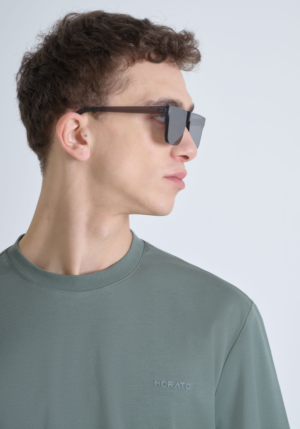 RELAXED FIT 100% COTTON JERSEY T-SHIRT WITH TONE-ON-TONE EMBOSSED LOGO LETTERING - Antony Morato Online Shop