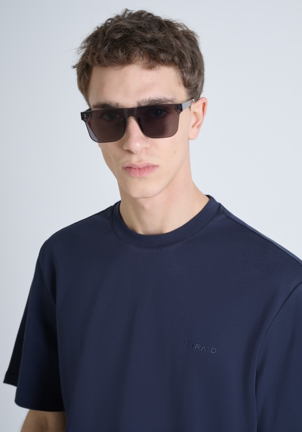 RELAXED FIT 100% COTTON JERSEY T-SHIRT WITH TONE-ON-TONE EMBOSSED LOGO LETTERING - Antony Morato Online Shop