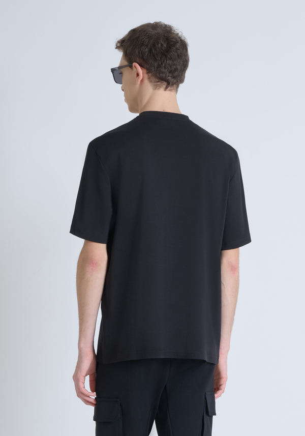 RELAXED FIT 100% COTTON JERSEY T-SHIRT WITH TONE-ON-TONE EMBOSSED LOGO LETTERING - Antony Morato Online Shop