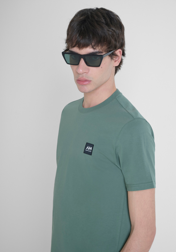 REGULAR FIT 100% COTTON JERSEY T-SHIRT WITH CONTRASTING LOGO PATCH - Antony Morato Online Shop