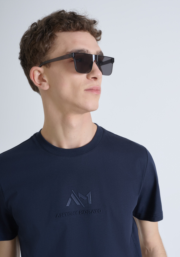 PURE COTTON JERSEY SLIM FIT T-SHIRT WITH TONE ON TONE EMBOSSED LOGO - Antony Morato Online Shop