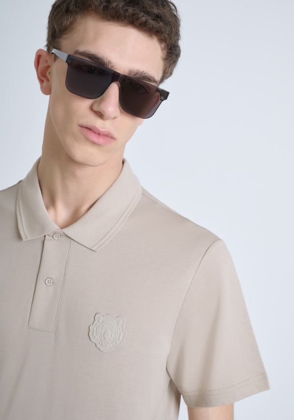 REGULAR FIT 100% COTTON PIQUE POLO SHIRT WITH TONE ON TONE TIGER PATCH - Antony Morato Online Shop