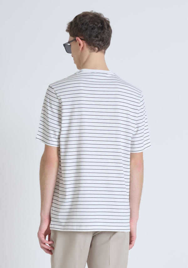 RELAXED FIT T-SHIRT IN STRIPED COTTON WITH TIGER PATCH - Antony Morato Online Shop