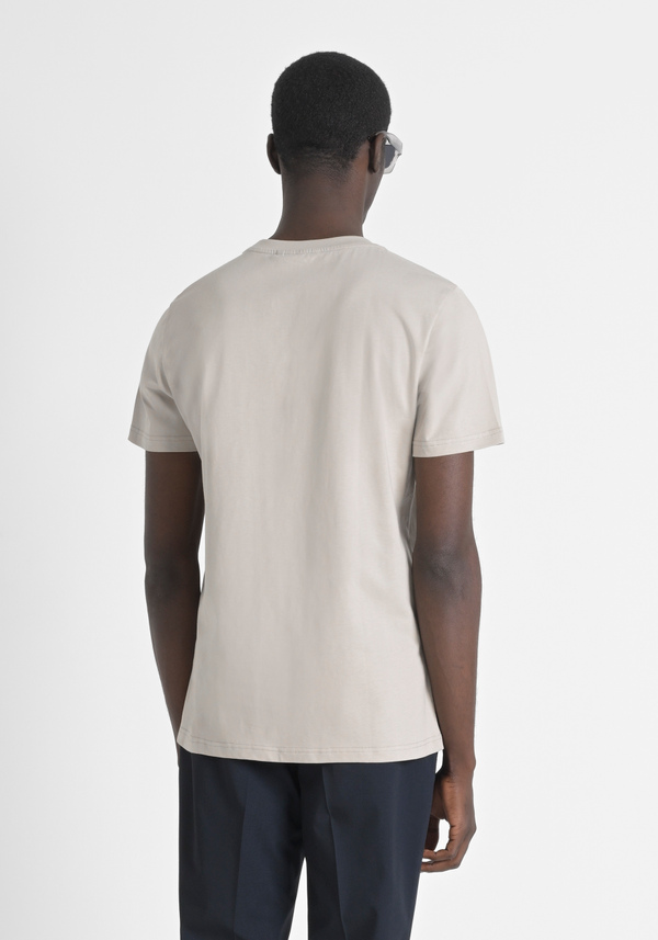 REGULAR FIT 100% COTTON JERSEY T-SHIRT WITH STITCHED PATCH AND CONTRASTING MONOGRAM - Antony Morato Online Shop
